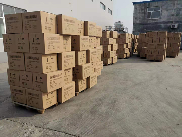 <strong>醫(yī)藥用塑料瓶</strong>發(fā)貨現(xiàn)場