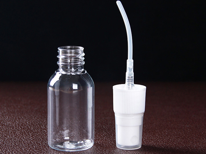 <strong>塑料噴霧瓶</strong>